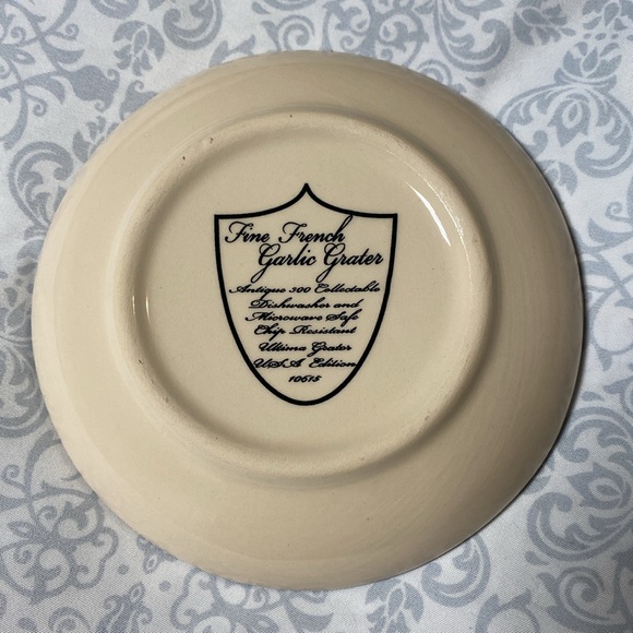 NWOT Hand Painted Ceramic Fine French Great Grater- James Design - Picture 8 of 11